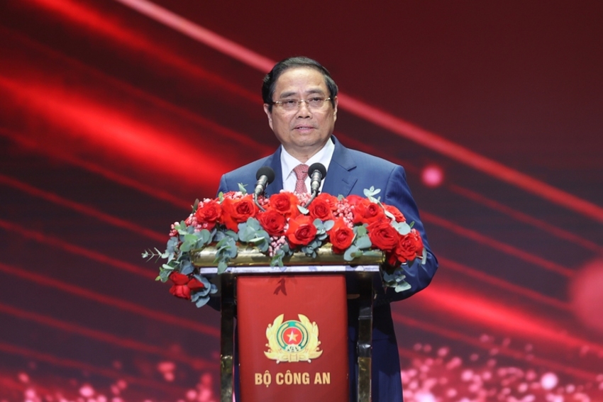 Thủ tướng: Biến Phong trào "Toàn dân bảo vệ an ninh Tổ quốc" thành sức mạnh vĩ đại giữ gìn non sông gấm vóc Việt Nam muôn đời bền vững