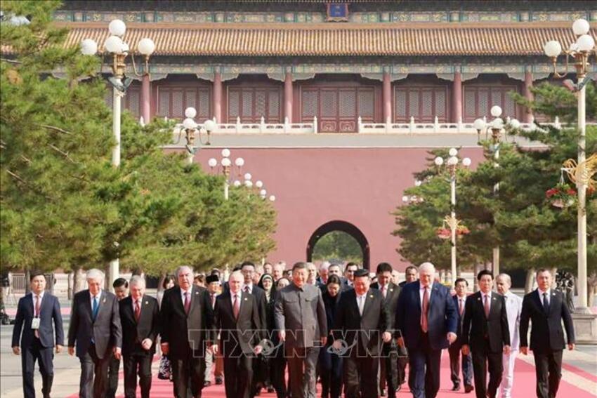 Chủ tịch nước Lương Cường dự Lễ duyệt binh kỷ niệm 80 năm chiến thắng phát xít của nhân dân thế giới