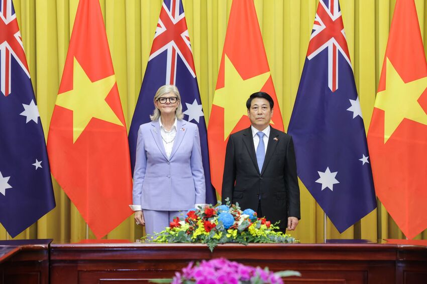 Chủ tịch nước Lương Cường hội đàm với Toàn quyền Australia Sam Mostyn