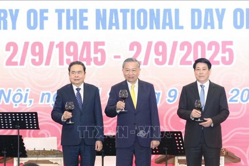 Chiêu đãi trọng thể nhân kỷ niệm 80 năm Quốc khánh nước Cộng hòa Xã hội Chủ nghĩa Việt Nam