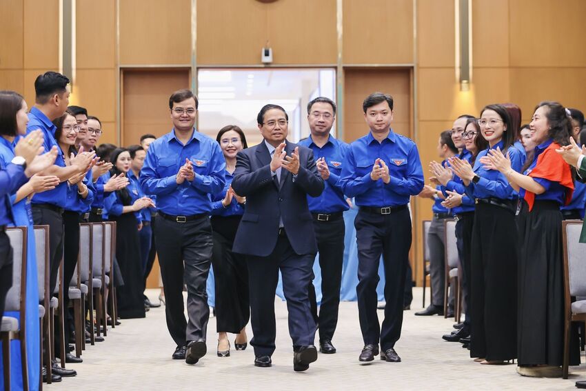 Thủ tướng Phạm Minh Chính: Đoàn viên, thanh niên hăng hái đi đầu thực hiện “6 tiên phong”