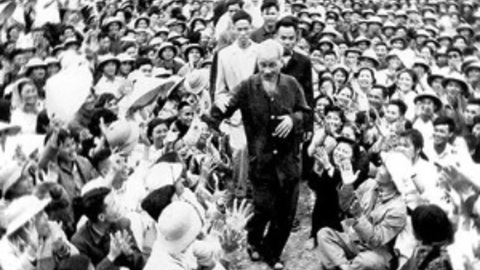 Đời ta có Bác Hồ